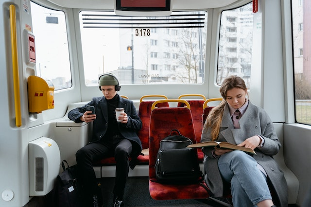 Les avantages des transports en commun pour se rendre au travail